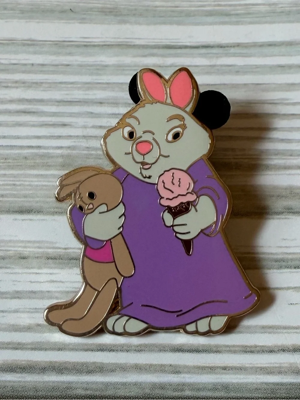 RARE🏹Disney Robin Hood Tagalong Enamel Pin